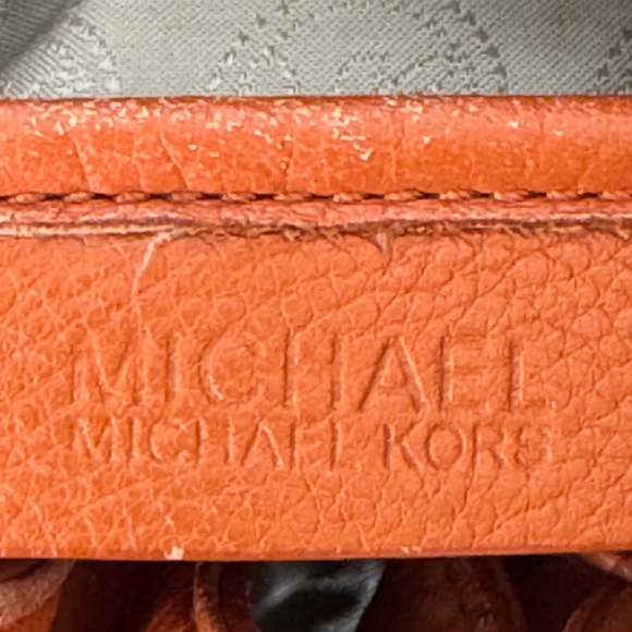 MICHAEL Michael Kors Large Jet Set Chain Ring Shoulder Tote Bag - Picture 10 of 12